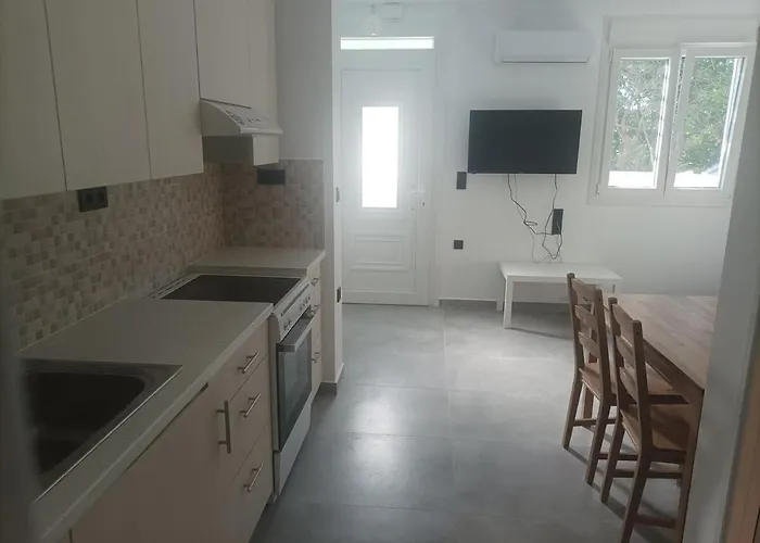 Semesterbostad Lemon Tree 2 *